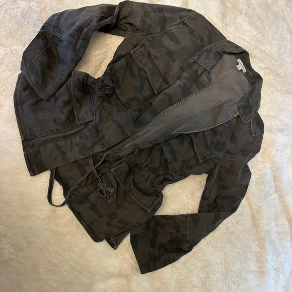 James Perse Distressed Camo Jacket XL - Picture 6 of 10